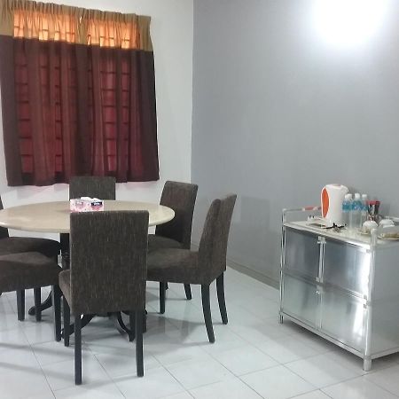 Anjung Homestay 세팡 외부 사진
