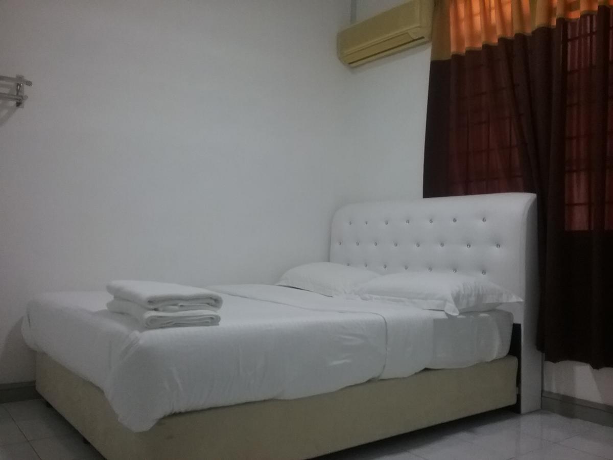 Anjung Homestay 세팡 외부 사진